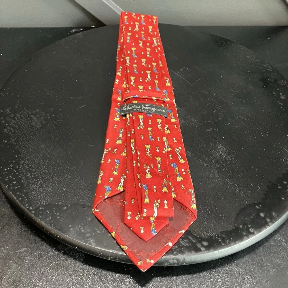 Salvatore Ferragamo Silk Necktie Red Golf Player Trophy Novelty Print Made Italy